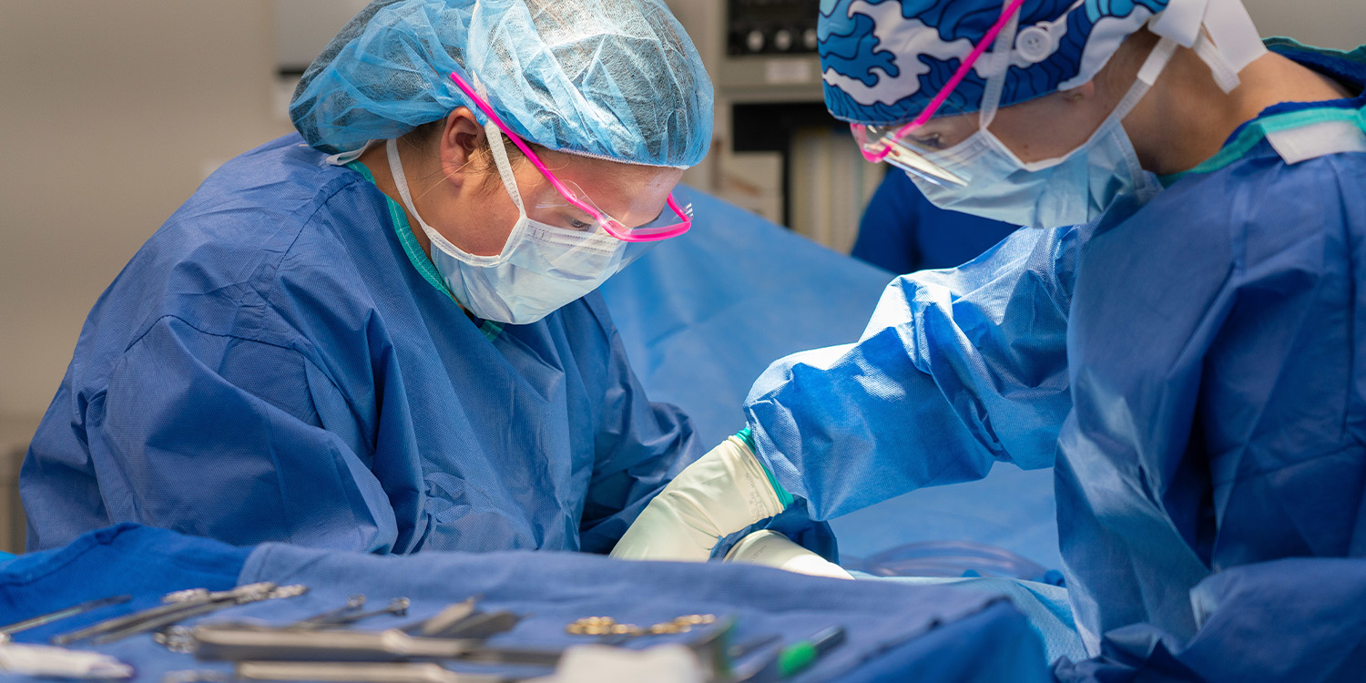 Surgical students at Kile Ogle Hall